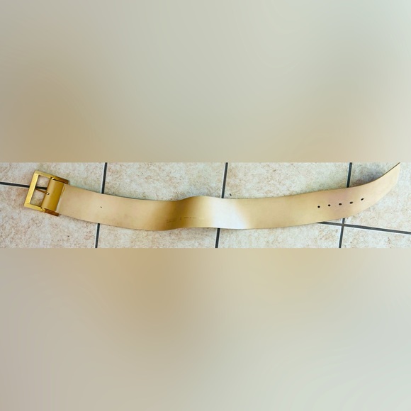 Croute de vachette vintage gorgeous beige camel leather belt -  gold buckle. - Picture 4 of 9